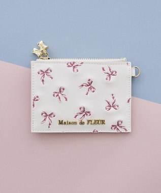 Maison de FLEUR リボン刺繍カードケース