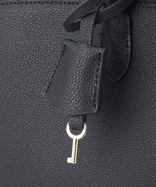 TOCCA HAPPY KEY LEATHERBAG レザーバッグ ブラック系
