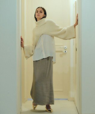 YECCA VECCA サテンロングスカート Gray Beige