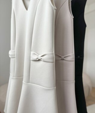 Feroux 【新型・洗える】リボンデザイン ダンボールワンピース アイボリー系