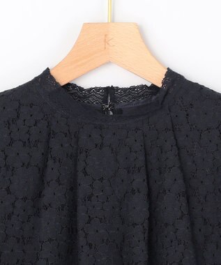組曲 L 【先行予約・WEB限定】フラワーラッセルレーススタンド襟 ブラウス ネイビー系