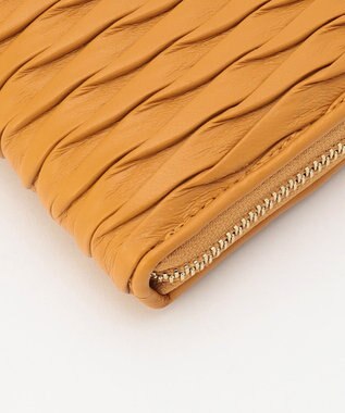 LA BAGAGERIE シープレザープリーツ加工ラウンドウォレット マスタード
