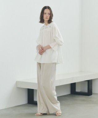 YECCA VECCA フラワーレースブラウス Off White