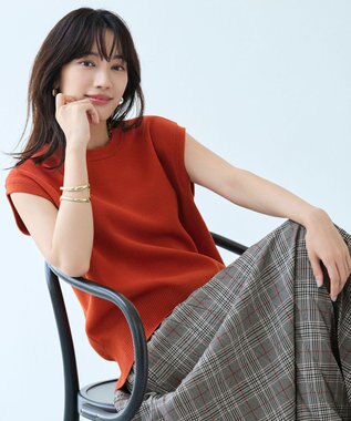 フレンチスリーブニット