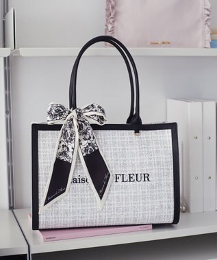 Maison de FLEUR スカーフ付きツイードスクエアトートバッグ