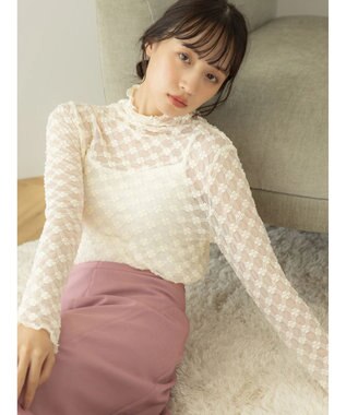 earth music&ecology ハイネックシアーフラワーインナー Ivory