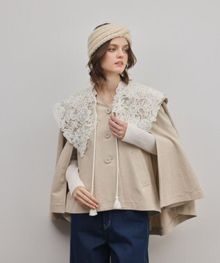 GRACE CONTINENTAL タッセル付レースカラー キナリ