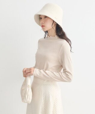 earth music&ecology ラメテレコハイネックプルオーバー Beige