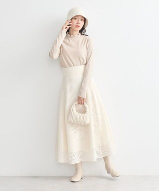 earth music&ecology ラメテレコハイネックプルオーバー Beige