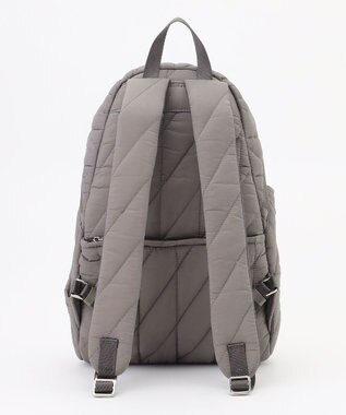 Y'SACCS バイアスキルトリュック グレージュ