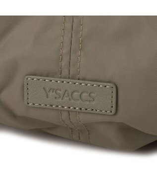 Y'SACCS リサイクルナイロン　ふんわりトート　Mサイズ グレージュ