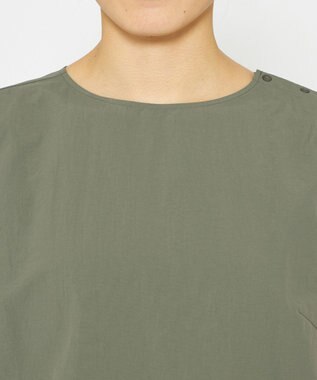 uncrave 【撥水・洗濯機洗い可】ライトプルーフナイロン ブラウス（uncrave WHITE） カーキ