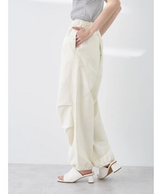 earth music&ecology バルーンシルエットパンツ（Ｉｖｏｒｙ） Ivory