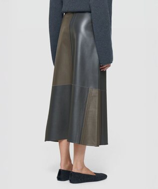 JOSEPH オーバーレイナッパ　レザースカート Smoke combo