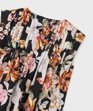 GRACE CONTINENTAL フラワープリントタックブラウス ブラック