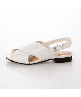 ing <ing>クロスベルトストラップサンダル ホワイト