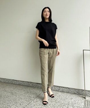 UNFILO 【Oggi 6月号掲載】BEAUTY FORM フレンチスリーブTシャツ ブラック