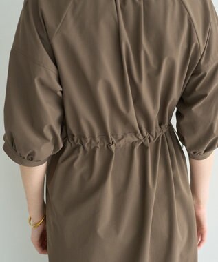 YECCA VECCA <<UVカット>>ドロストギャザー袖ワンピース Brown