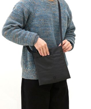 FOLNA RD グリンザ・コーデュラナイロンショルダーバッグ ブラック
