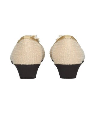 Bridget Birkin ＜3E＞【Bridget Birkin Walk】フラワーパールウォーキングパンプス ベージュ