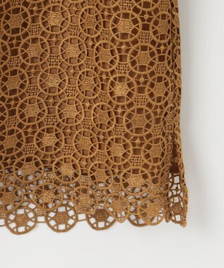 自由区 【ドラマ「明日はもっと いい日になる」着用】【洗える】ジオメトリックフラワーレースクロップド丈シャツ ブラウス モカ