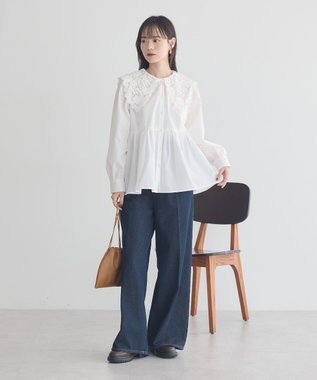 earth music&ecology 【コットン混】レース襟フレアヘムブラウス Off White