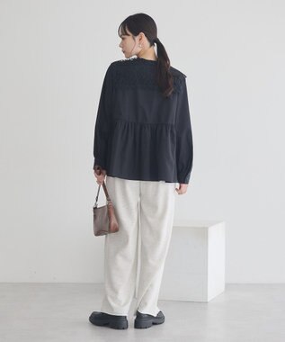 earth music&ecology 【コットン混】レース襟フレアヘムブラウス Black