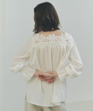 YECCA VECCA フラワーレースブラウス Off White