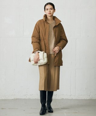 自由区 L 【17号サイズまで展開・SHIHOさん着用】ブライトリングツイード2タッククロップド パンツ ベージュ