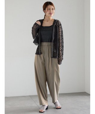 Te chichi シャイニーカップ付きキャミソール ブラック