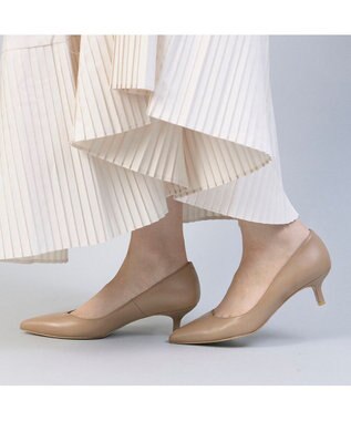 MODE ET JACOMO <MODE ET JACOMO>ポインテッドトゥプレーンパンプス