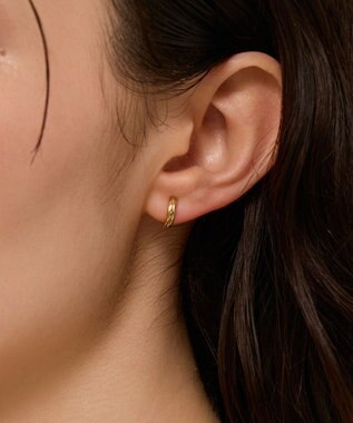 Phoebe 〈金属アレルギー対応〉ラインフープワンタッチピアス　ゴールド/ニッケルフリー