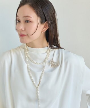 Phoebe グレインパールリボンブローチ ホワイト