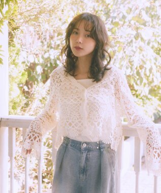 earth music&ecology クロシェ風Ｖネックカーディガン Ivory