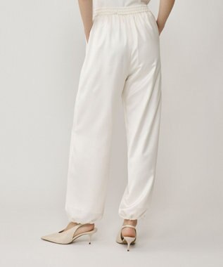 GRACE CONTINENTAL チンツサテンパンツ キナリ