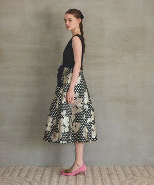 GRACE CONTINENTAL ドットボタニカルジャガードドレス ブラック