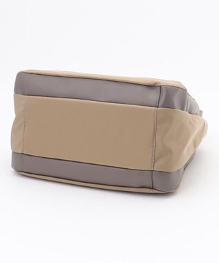 Y'SACCS スクエアすっきりトート Mサイズ ベージュ