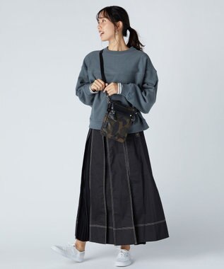 Y'SACCS テープデザインポシェット カーキ