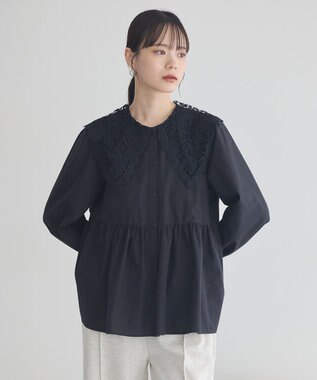 earth music&ecology 【コットン混】レース襟フレアヘムブラウス Black