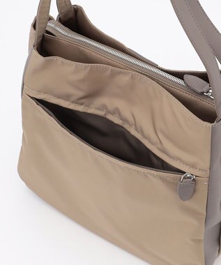 Y'SACCS スクエアすっきりトート Mサイズ ベージュ