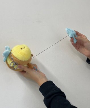 WEGO にこにこみつばちぬいぐるみキーホルダー 柄1