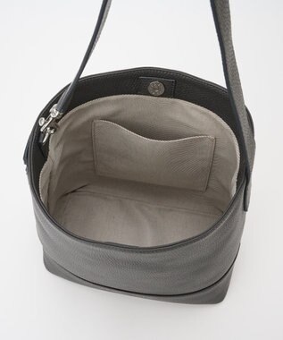 IACUCCI ≪予約≫アウラ CERVO チャコールグレー