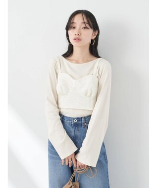 earth music&ecology エンボスフラワービスチェ Ivory