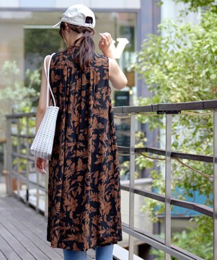 Tiaclasse 【洗える】麻レーヨンボタニカルシャツワンピース ブラウン