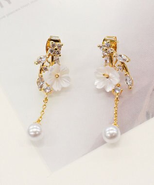 Tiaclasse 【金属アレルギー対応】 シアーフラワードロップピアス ゴールド