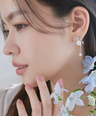 Tiaclasse 【金属アレルギー対応】 シアーフラワードロップピアス シルバー