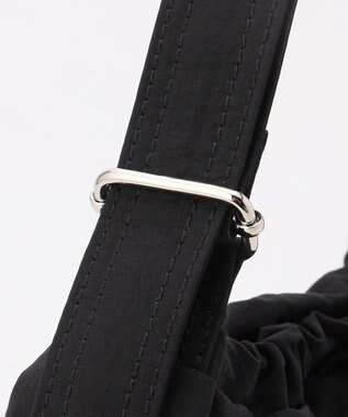 LA BAGAGERIE 【MONICA】クリンクルナイロン　ドロスト2WAYバッグ ブラック