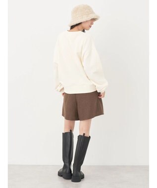 earth music&ecology アソートロゴスウェット Ivory