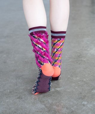 COQ LESSER TALE ラメリバーシブルファーソックス パープル