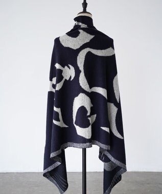 nitorito 【UNISEX】bonfula 牛と花モチーフ柄 ストール navy